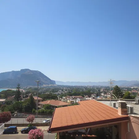 Casa Allegra Mondello Palermo